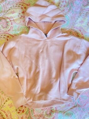 Onzie Blush Pink Hooded Sweater